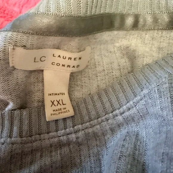 Women's Gray Lounge Set - Picture 2 of 3